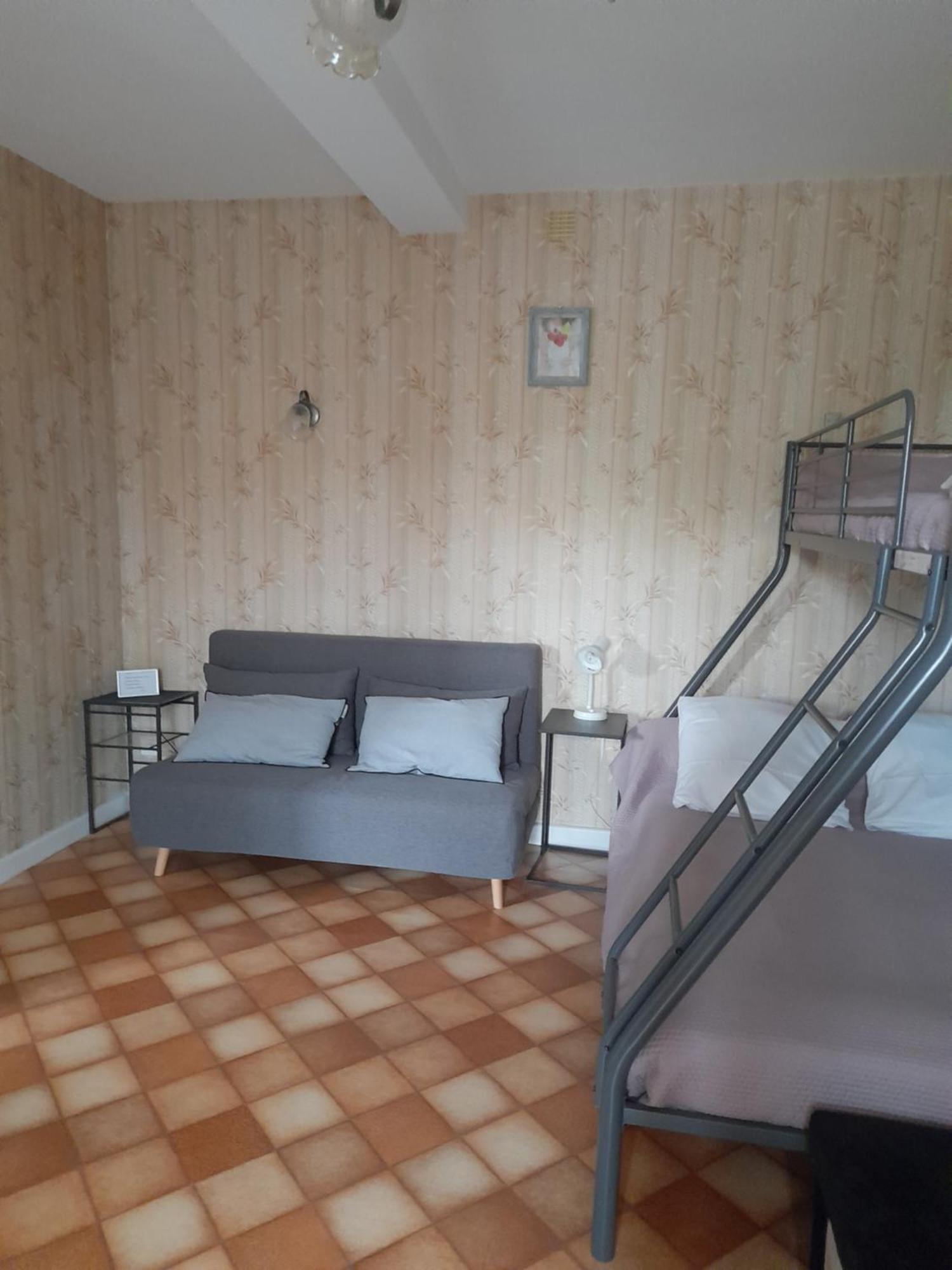 Maison Proche Le Pal 4Kms Thiel-sur-Acolin Екстер'єр фото