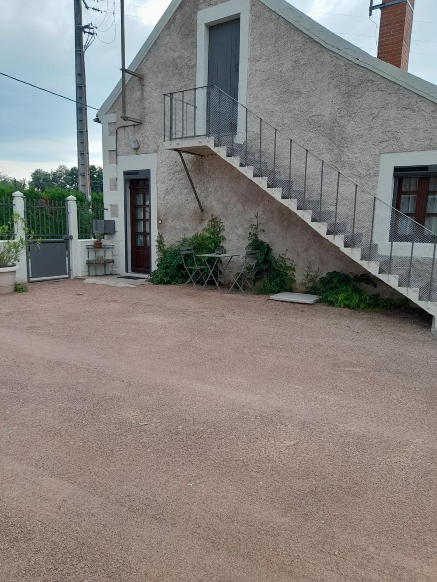 Maison Proche Le Pal 4Kms Thiel-sur-Acolin Екстер'єр фото